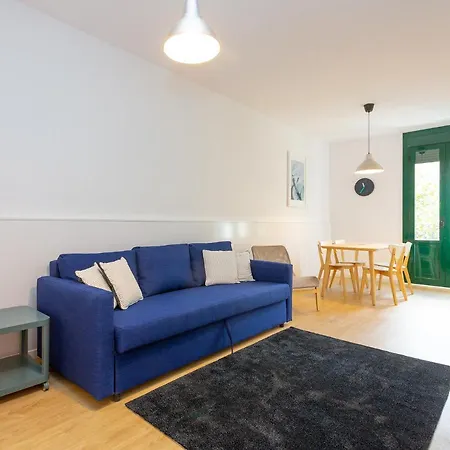 Higuests - Sagrada Familia Apartment Barcelona